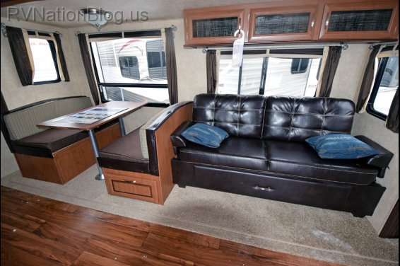 Click here to see the New 2015 Wildwood 37BHSS2Q Travel Trailer by Forest River at RVNation.us