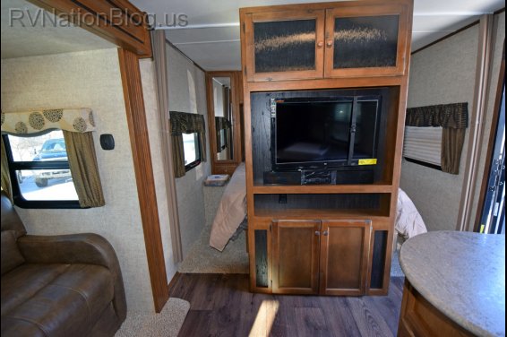 Click here to see the New 2015 Sprinter Campfire 28BH Travel Trailer by Keystone RV at RVNation.us