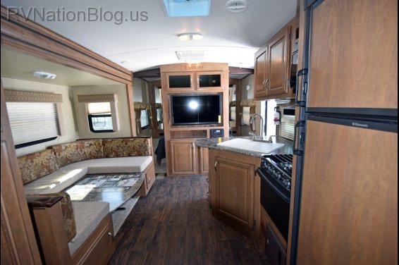 Click here to see the New 2015 Laredo LHT 25BH Travel Trailer by Keystone RV at RVNation.us