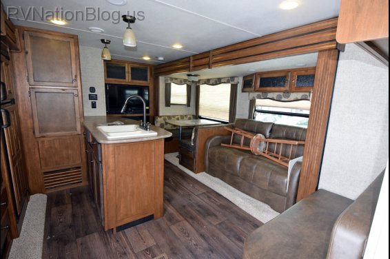 Click here to see the New 2015 Sprinter 322BHS Travel Trailer by Keystone RV at RVNation.us