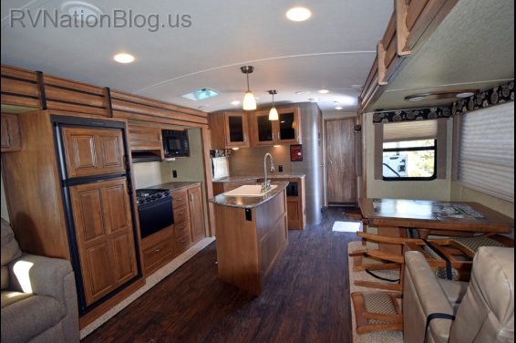 Click here to see the New 2015 Laredo 314RE Travel Trailer by Keystone RV at RVNation.us