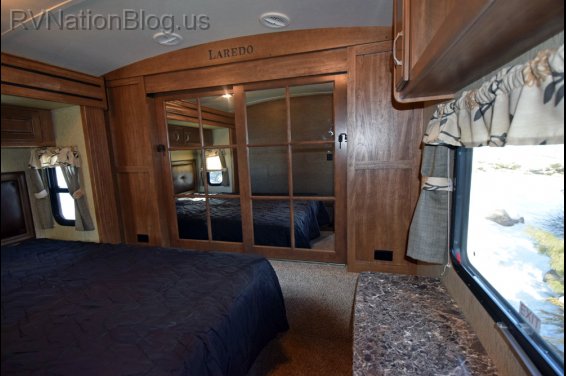 Click here to see the New 2015 Laredo 314RE Travel Trailer by Keystone RV at RVNation.us