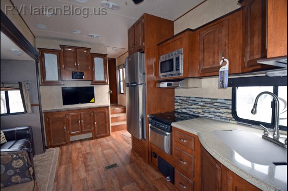 Click here to see the New 2015 Heritage Glen 356QB Fifth Wheel by Forest River at RVNation.us