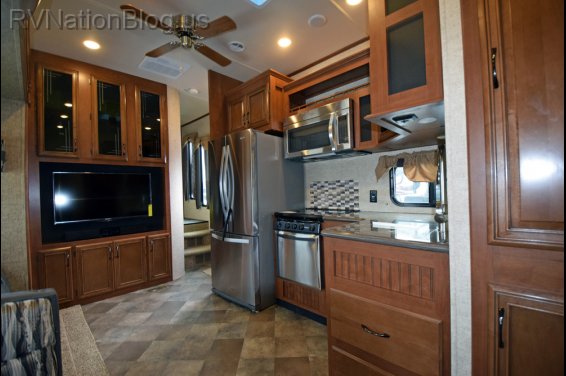 Click here to see the New 2015 Sandpiper 365SAQB Fifth Wheel by Forest River at RVNation.us