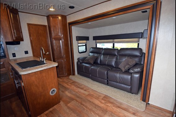 Click here to see the New 2015 XLR Hyper Lite 30HDS Toy Hauler Travel Trailer by Forest River at RVNation.us