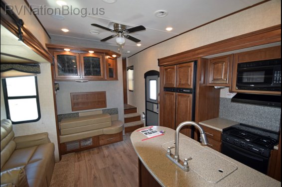 Click here to see the New 2015 Elkridge 38RSRT Fifth Wheel by Heartland RV at RVNation.us