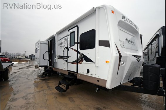Click here to see the New 2015 Rockwood Signature Ultra Lite 8327SS Travel Trailer by Forest River at RVNation.us