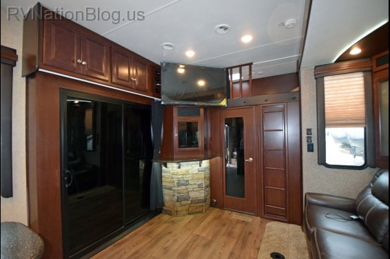 Click here to see the New 2015 Road Warrior 420 Toy Hauler Fifth Wheel by Heartland RV at RVNation.us
