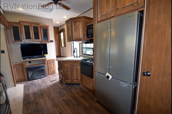 Click here to see the New 2015 Sprinter Copper Canyon 326FWBHS Fifth Wheel by Keystone RV at RVNation.us