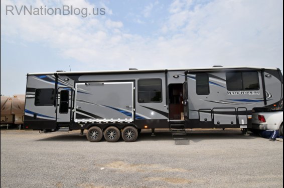 Click here to see the New 2015 Road Warrior 420 Toy Hauler Fifth Wheel by Heartland RV at RVNation.us