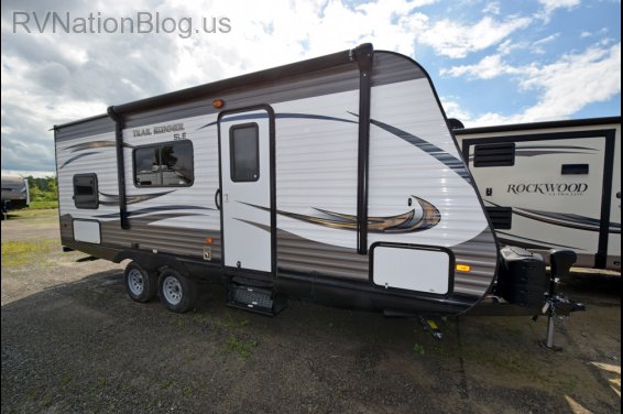 Click here to see the New 2016 Trail Runner SLE 22SLE Travel Trailer by Heartland RV at RVNation.us