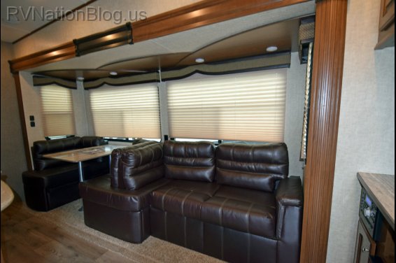 Click here to see the New 2016 Elkridge 38RSRT Fifth Wheel by Heartland RV at RVNation.us