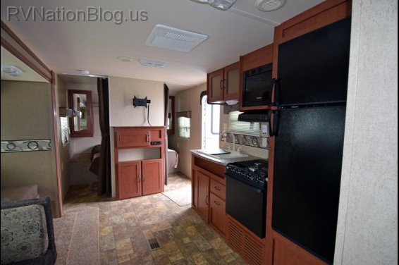 Click here to see the New 2016 Canyon Cat 30DBSC Travel Trailer by Palomino at RVNation.us