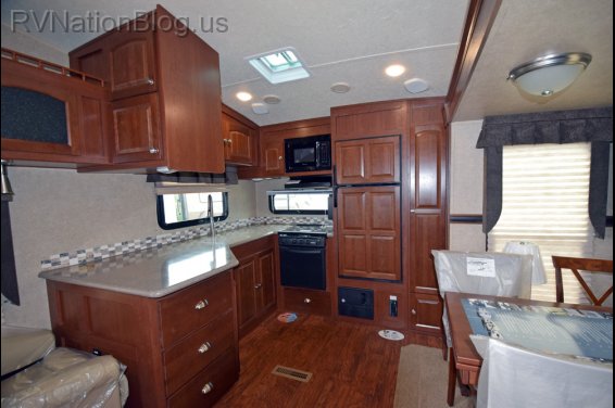 Click here to see the New 2016 Rockwood Signature Ultra Lite 8280WS Fifth Wheel by Forest River at RVNation.us