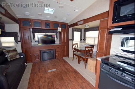 Click here to see the New 2016 Rockwood Signature Ultra Lite 8265WS Fifth Wheel by Forest River at RVNation.us