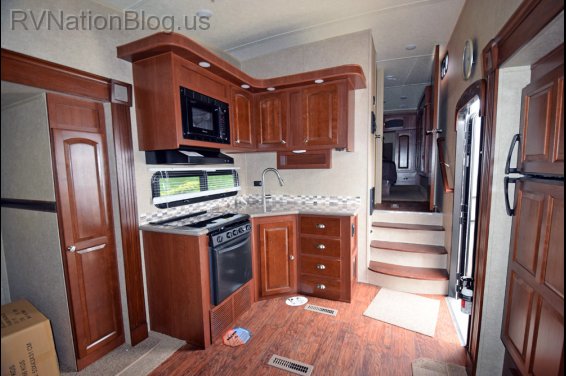 Click here to see the New 2016 Rockwood Signature Ultra Lite 8265WS Fifth Wheel by Forest River at RVNation.us