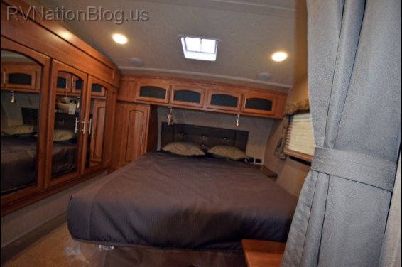 Click here to see the New 2016 Rockwood Signature Ultra Lite 8244WS Fifth Wheel by Forest River at RVNation.us