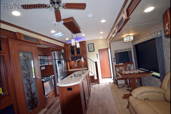 Click here to see the New 2016 Bay Hill 369RL Fifth Wheel by EverGreen RV at RVNation.us