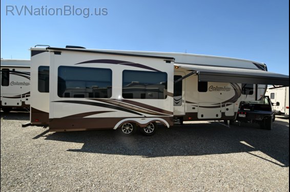 Click here to see the New 2016 Columbus 320RS Fifth Wheel by Palomino at RVNation.us