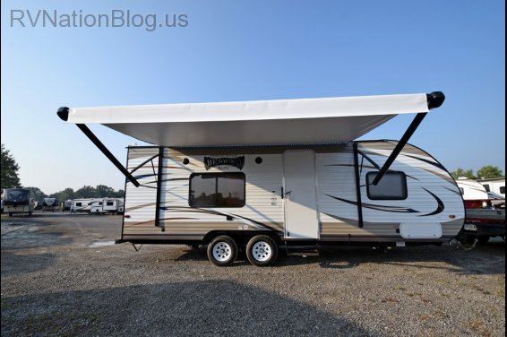 Click here to see the New 2016 Wildwood Xlite 241QBXL Travel Trailer by Forest River at RVNation.us