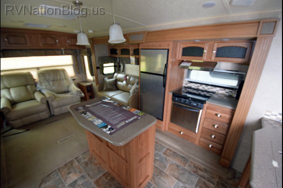 Click here to see the New 2015 Rockwood Signature Ultra Lite 8329SS Travel Trailer by Forest River at RVNation.us