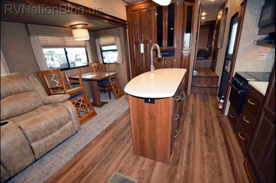 Click here to see the New 2016 Wildcat 29RLX Fifth Wheel by Forest River at RVNation.us