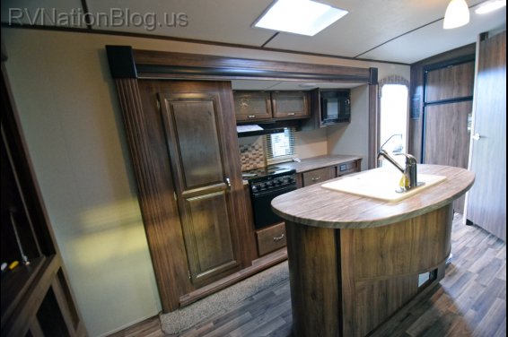 Click here to see the New 2016 Ever-Lite 232RBS Travel Trailer by EverGreen RV at RVNation.us