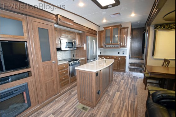 Click here to see the New 2016 Montana High Country 353RL Fifth Wheel by Keystone RV at RVNation.us