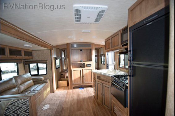 Click here to see the New 2016 Shadow Cruiser 280QBS Travel Trailer by Cruiser RV at RVNation.us