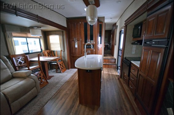 Click here to see the New 2016 Wildcat 29RLX Fifth Wheel by Forest River at RVNation.us