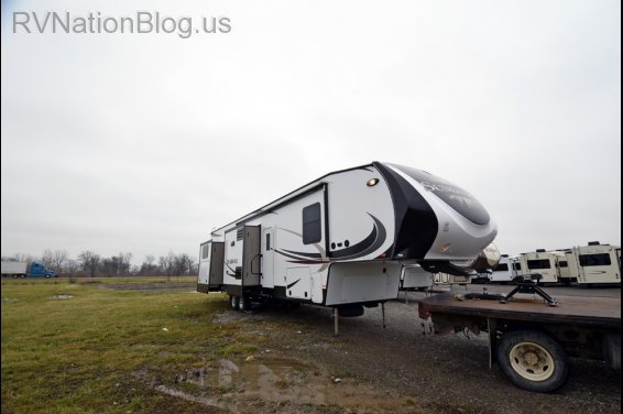 Click here to see the New 2016 Sundance 3700RLB Fifth Wheel by Heartland RV at RVNation.us