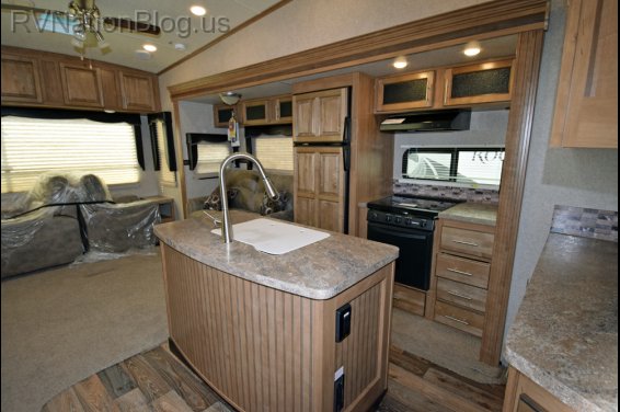 Click here to see the New 2016 Rockwood Signature Ultra Lite 8289WS Fifth Wheel by Forest River at RVNation.us