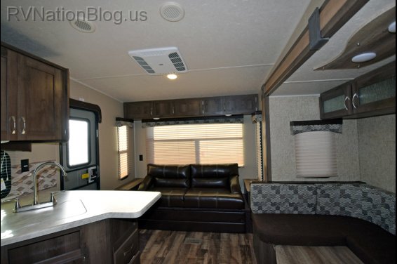 Click here to see the New 2016 Puma 253FBS Fifth Wheel by Palomino at RVNation.us