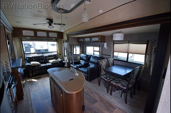 Click here to see the New 2017 Heritage Glen 368RLBHK Fifth Wheel by Forest River at RVNation.us