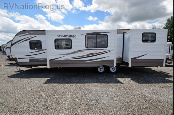 Click here to see the New 2017 Wildwood 31KQBTS Travel Trailer by Forest River at RVNation.us