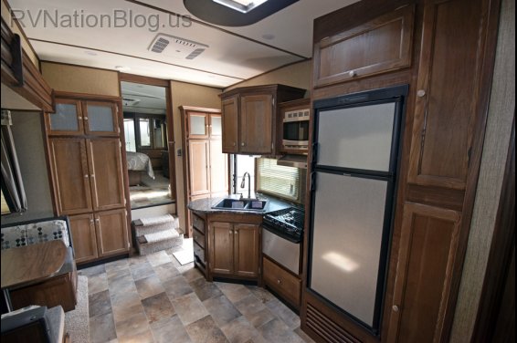 Click here to see the New 2017 Sprinter 293FWBHS Fifth Wheel by Keystone RV at RVNation.us