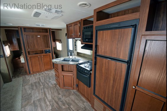 Click here to see the New 2016 Trail Runner 27FQBS Travel Trailer by Heartland RV at RVNation.us