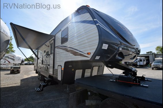 Click here to see the New 2017 Puma 351THSS Toy Hauler Fifth Wheel by Palomino at RVNation.us