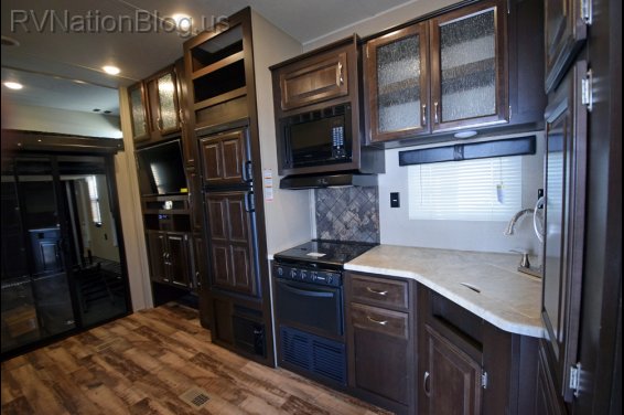 Click here to see the New 2017 Puma 384FQS Toy Hauler Fifth Wheel by Palomino at RVNation.us